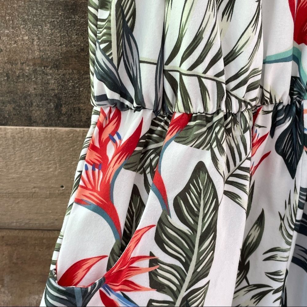 Palm Leaf Summer Shorts Romper Size Small - Picture 7 of 10